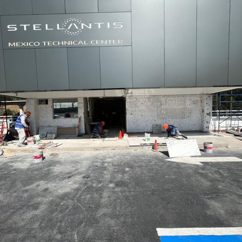 stellantis-mantenimiento-industrial.jpeg